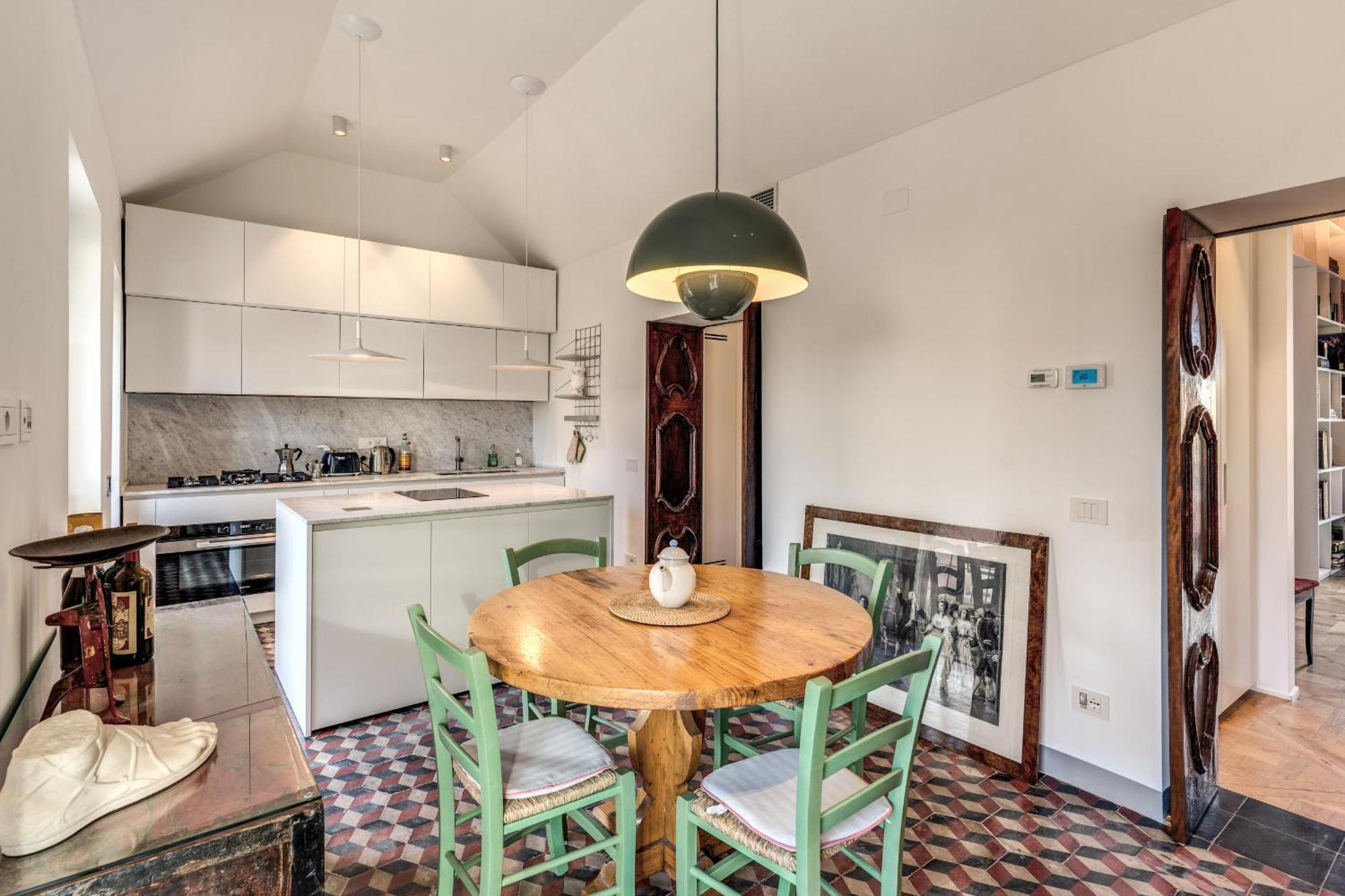 Trastevere Outstanding 4 Bedroom Terraced