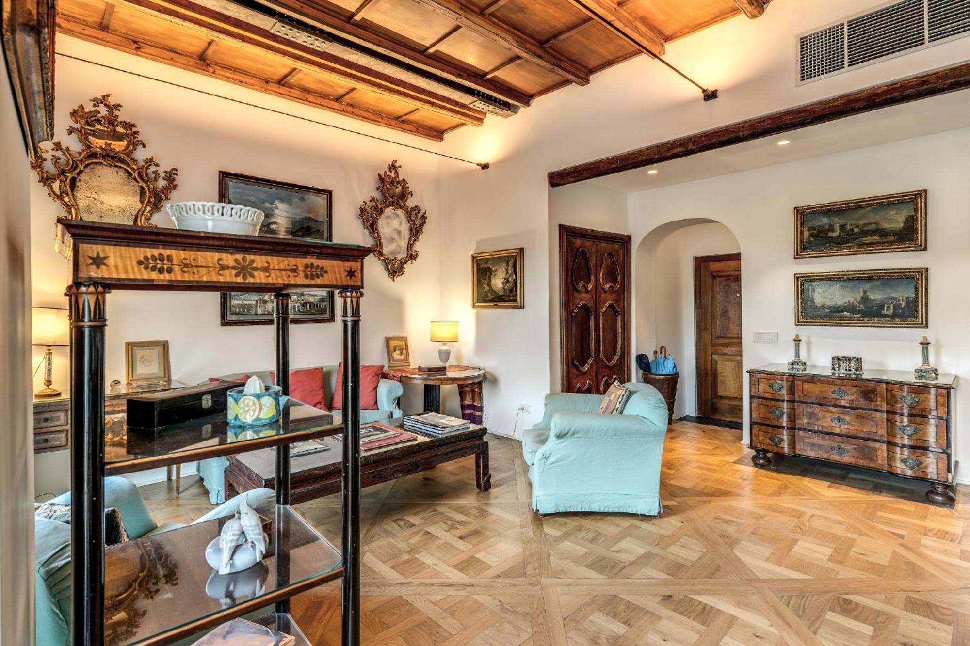 Trastevere Outstanding 4 Bedroom Terraced *