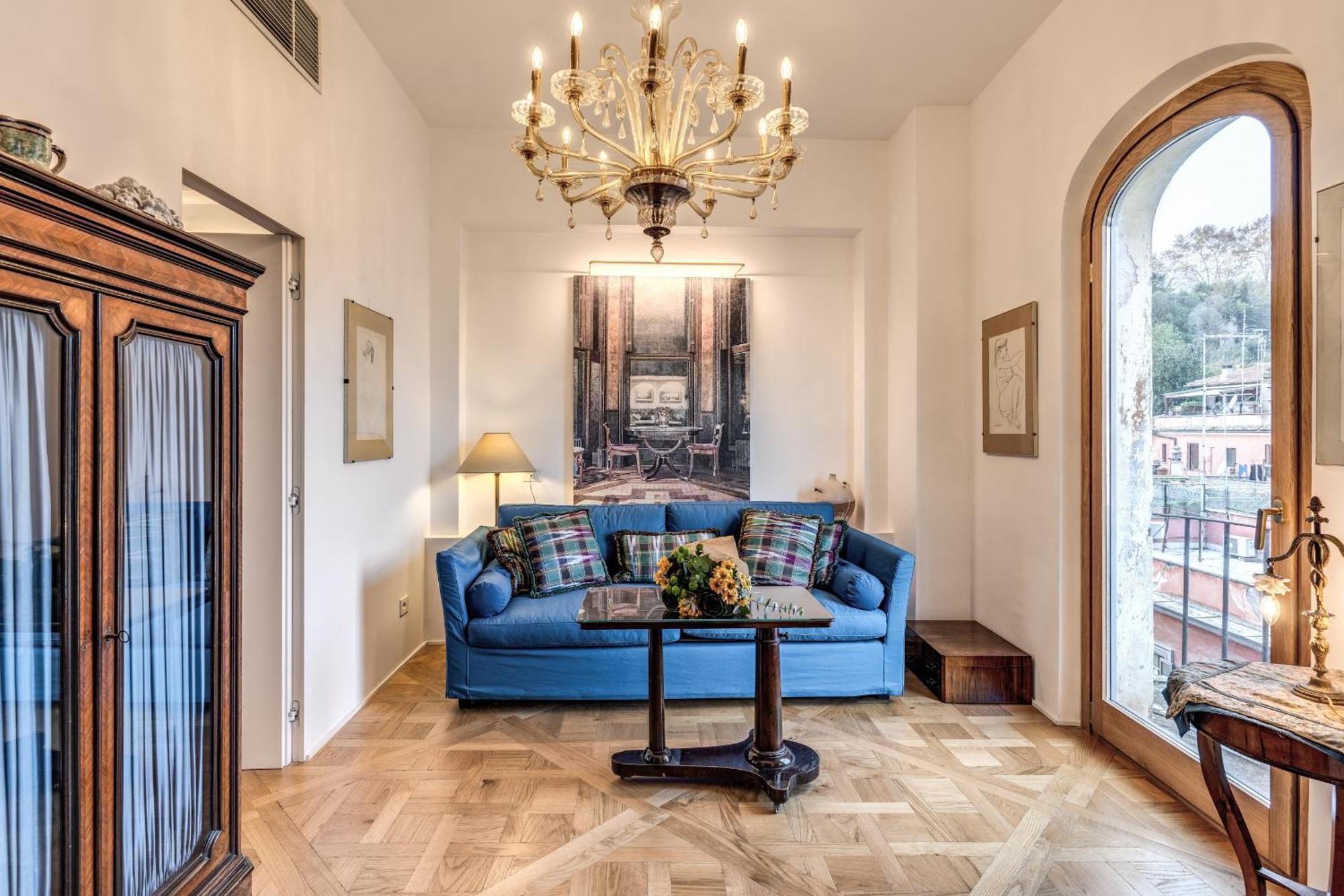 Apartment Trastevere Outstanding 4 Bedroom Terraced Rom