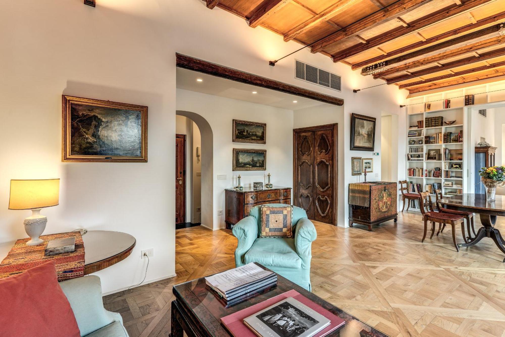 Trastevere Outstanding 4 Bedroom Terraced Apartment